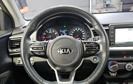 KIA Stonic, 2018 год, 1 480 000 рублей, 19 фотография