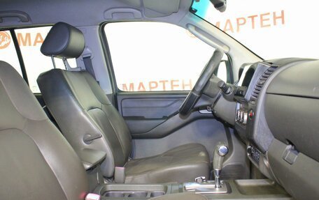Nissan Navara (Frontier), 2007 год, 875 000 рублей, 10 фотография