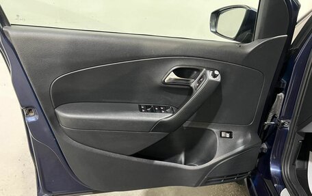 Volkswagen Polo VI (EU Market), 2016 год, 970 000 рублей, 29 фотография