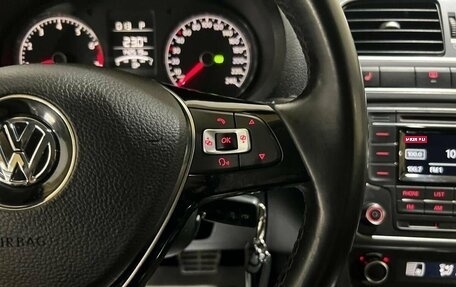 Volkswagen Polo VI (EU Market), 2016 год, 970 000 рублей, 21 фотография