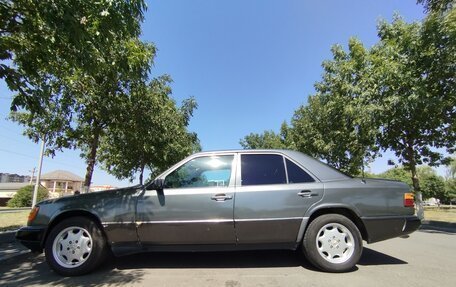 Mercedes-Benz W124, 1985 год, 300 000 рублей, 5 фотография