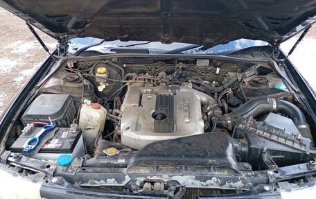 Nissan Gloria XI, 1999 год, 450 000 рублей, 2 фотография