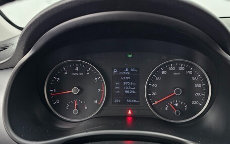 KIA Stonic, 2018 год, 1 390 000 рублей, 9 фотография