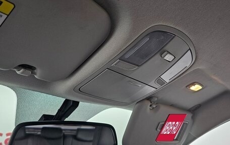 KIA Stonic, 2018 год, 1 390 000 рублей, 10 фотография