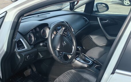 Opel Astra J, 2013 год, 560 000 рублей, 8 фотография