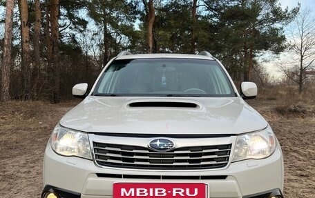 Subaru Forester, 2010 год, 1 050 000 рублей, 2 фотография