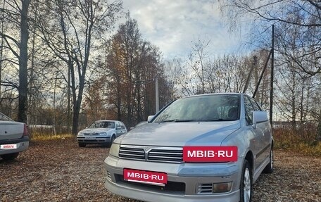 Mitsubishi Chariot III, 2001 год, 330 000 рублей, 2 фотография