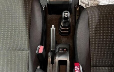 Suzuki Jimny, 2022 год, 1 870 000 рублей, 13 фотография