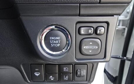 Toyota Corolla, 2022 год, 1 200 000 рублей, 13 фотография