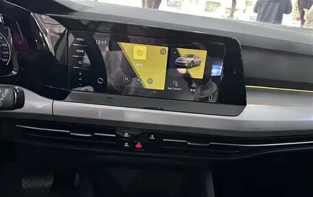 Volkswagen Golf VIII, 2021 год, 2 100 586 рублей, 7 фотография