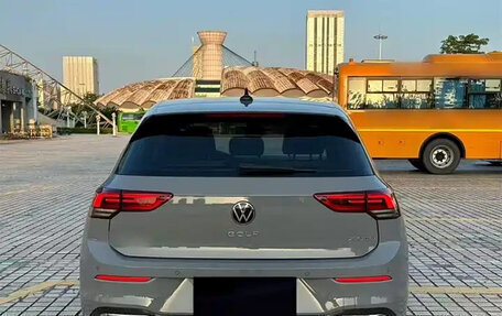 Volkswagen Golf VIII, 2021 год, 2 100 586 рублей, 4 фотография