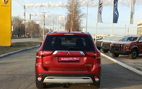 Mitsubishi Outlander III рестайлинг 3, 2019 год, 2 250 000 рублей, 7 фотография