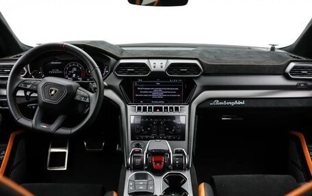 Lamborghini Urus I, 2024 год, 452 113 рублей, 8 фотография