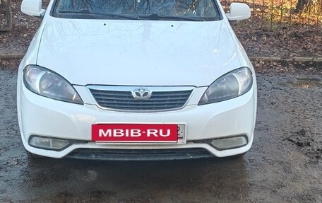 Daewoo Gentra II, 2015 год, 500 000 рублей, 3 фотография