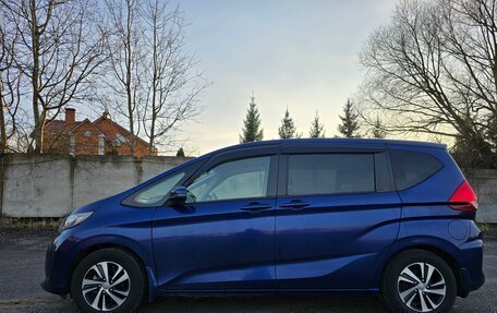 Honda Freed II, 2017 год, 1 900 000 рублей, 6 фотография