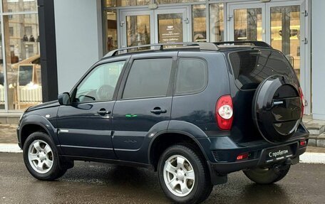 Chevrolet Niva I рестайлинг, 2011 год, 450 000 рублей, 3 фотография
