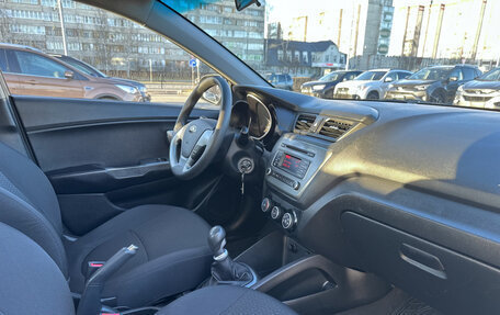 KIA Rio III рестайлинг, 2015 год, 1 060 000 рублей, 11 фотография