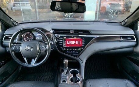 Toyota Camry, 2019 год, 2 915 000 рублей, 10 фотография