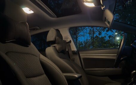 Hyundai Elantra VI рестайлинг, 2020 год, 1 950 000 рублей, 14 фотография