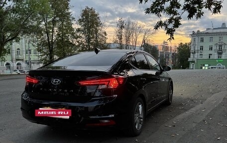 Hyundai Elantra VI рестайлинг, 2020 год, 1 950 000 рублей, 8 фотография