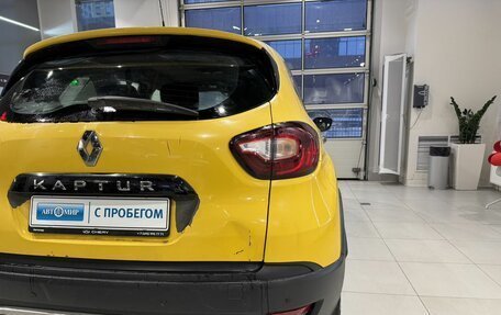 Renault Kaptur I рестайлинг, 2018 год, 1 160 000 рублей, 8 фотография