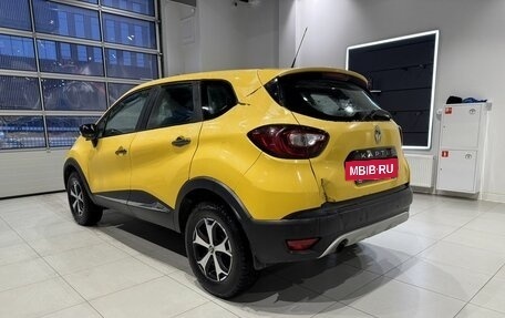 Renault Kaptur I рестайлинг, 2018 год, 1 160 000 рублей, 6 фотография