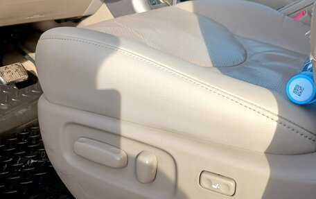 Toyota RAV4, 2006 год, 1 050 000 рублей, 4 фотография