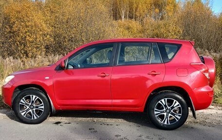 Toyota RAV4, 2006 год, 1 050 000 рублей, 2 фотография