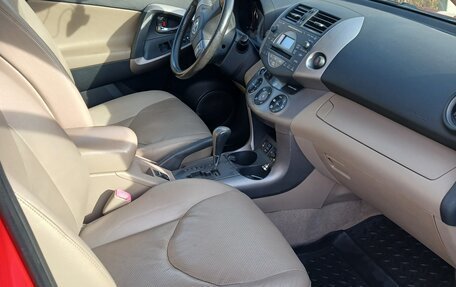 Toyota RAV4, 2006 год, 1 050 000 рублей, 8 фотография