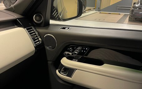 Land Rover Range Rover IV рестайлинг, 2021 год, 16 000 000 рублей, 23 фотография