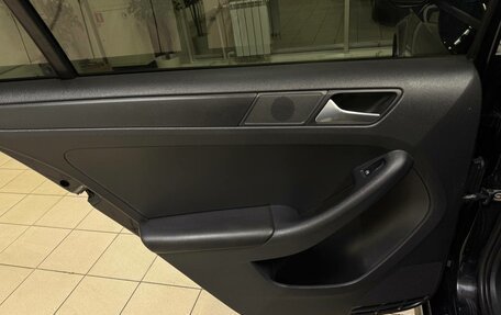 Volkswagen Jetta VI, 2013 год, 1 070 000 рублей, 16 фотография