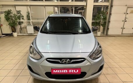 Hyundai Solaris II рестайлинг, 2012 год, 890 000 рублей, 4 фотография