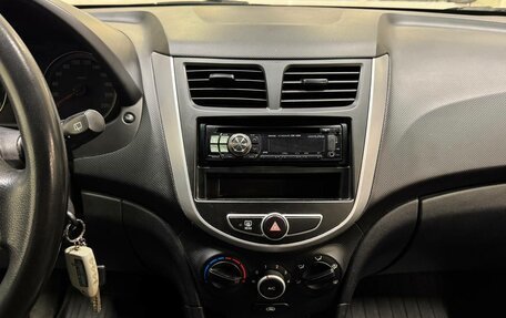 Hyundai Solaris II рестайлинг, 2012 год, 890 000 рублей, 13 фотография