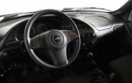 Chevrolet Niva I рестайлинг, 2016 год, 639 990 рублей, 10 фотография