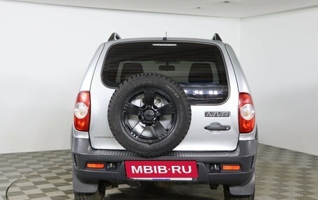 Chevrolet Niva I рестайлинг, 2016 год, 639 990 рублей, 6 фотография