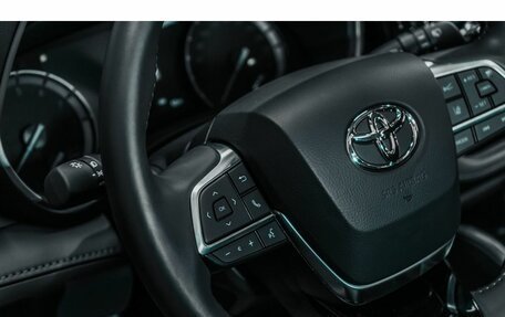 Toyota Highlander, 2024 год, 6 780 000 рублей, 21 фотография