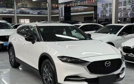 Mazda CX-4, 2021 год, 2 490 000 рублей, 3 фотография