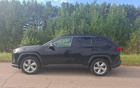 Toyota RAV4, 2019 год, 2 770 000 рублей, 3 фотография