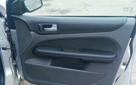 Ford Focus II рестайлинг, 2007 год, 425 000 рублей, 24 фотография