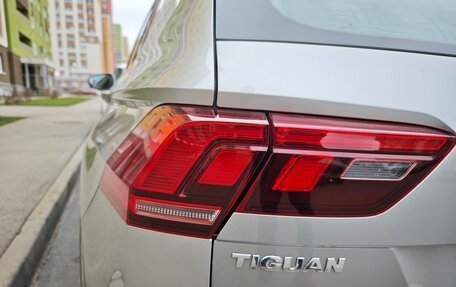 Volkswagen Tiguan II, 2019 год, 2 400 000 рублей, 11 фотография