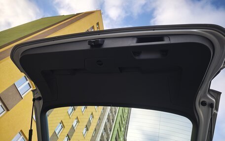 Volkswagen Tiguan II, 2019 год, 2 400 000 рублей, 37 фотография