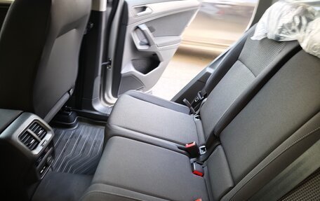 Volkswagen Tiguan II, 2019 год, 2 400 000 рублей, 33 фотография