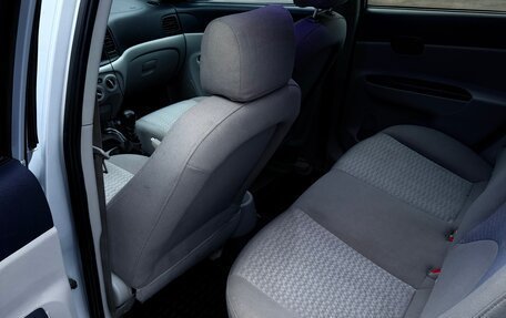 Hyundai Verna II, 2007 год, 650 000 рублей, 6 фотография