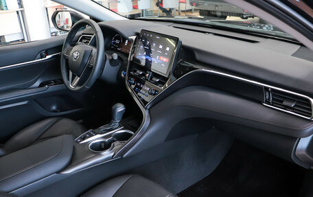 Toyota Camry, 2025 год, 4 890 000 рублей, 7 фотография