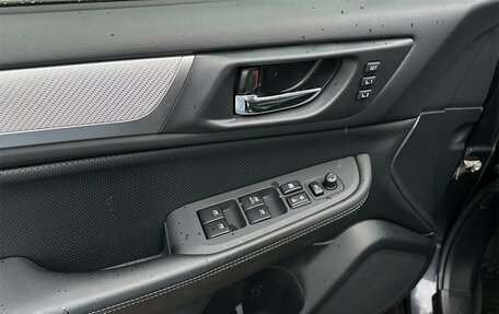 Subaru Outback IV рестайлинг, 2017 год, 2 450 000 рублей, 6 фотография