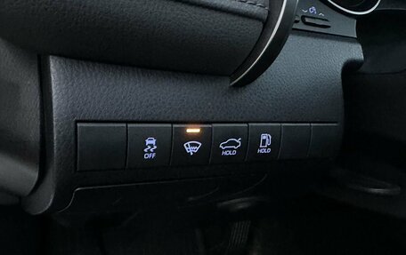 Toyota Camry, 2021 год, 2 400 000 рублей, 7 фотография