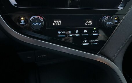 Toyota Camry, 2021 год, 2 400 000 рублей, 12 фотография