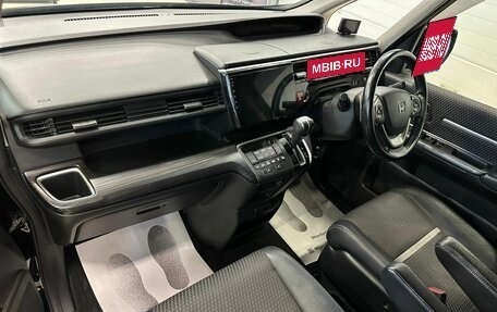 Honda Stepwgn IV, 2015 год, 1 999 000 рублей, 13 фотография