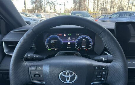 Toyota Camry, 2025 год, 4 690 000 рублей, 9 фотография