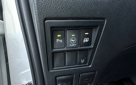 Toyota Hilux VIII, 2024 год, 6 399 000 рублей, 7 фотография